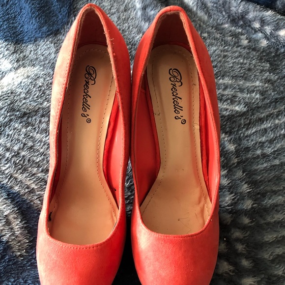 Heels - Picture 1 of 3